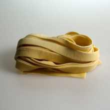 Fresh Flat-Cut Pasta (Roasted Garlic, Pappardelle)